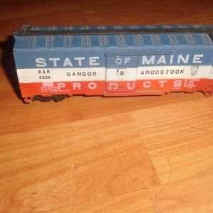 HO train car AHM Maine State boxcar 5226 railroad display